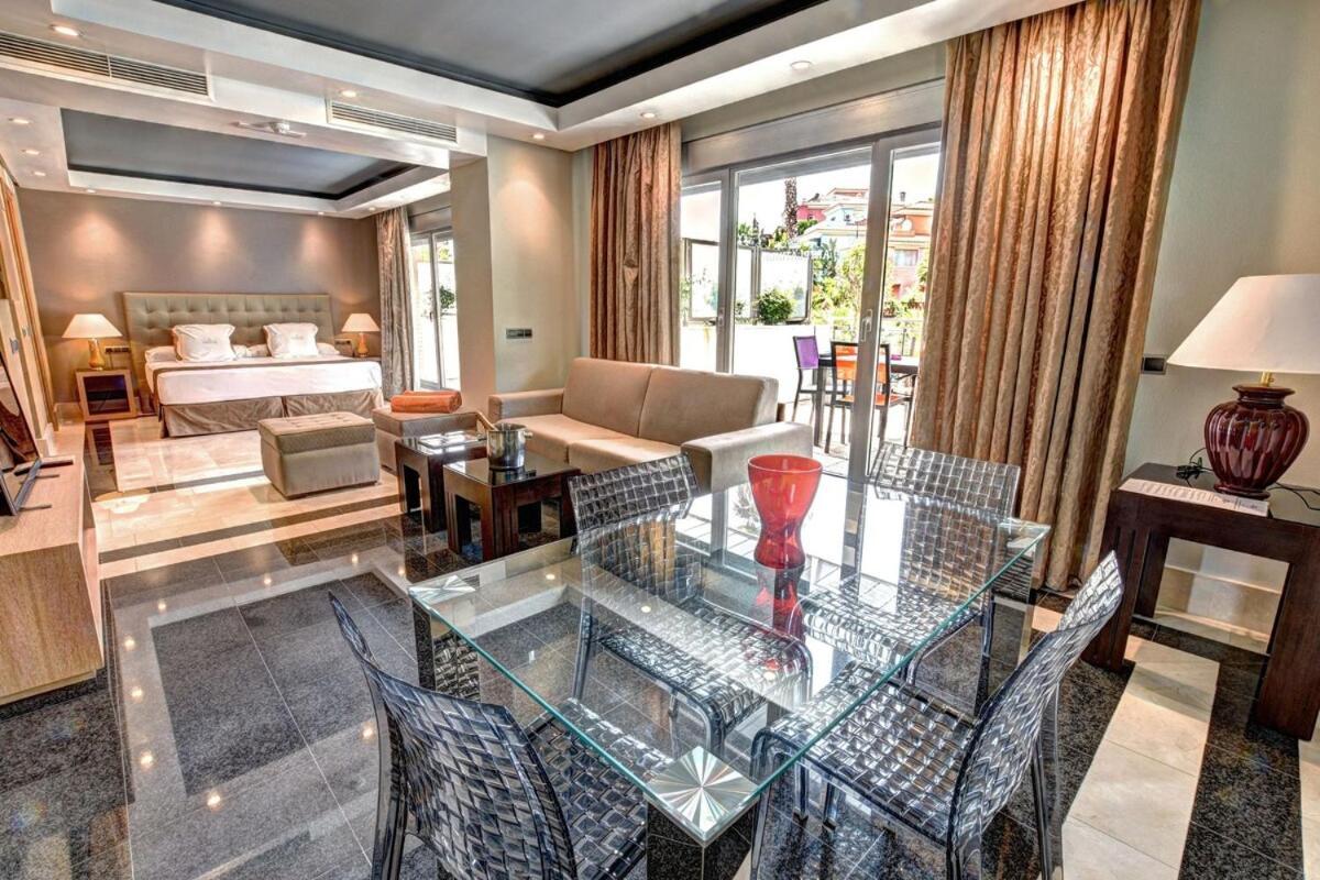 Artplatinum Suites&Apartments Benalmádena Extérieur photo