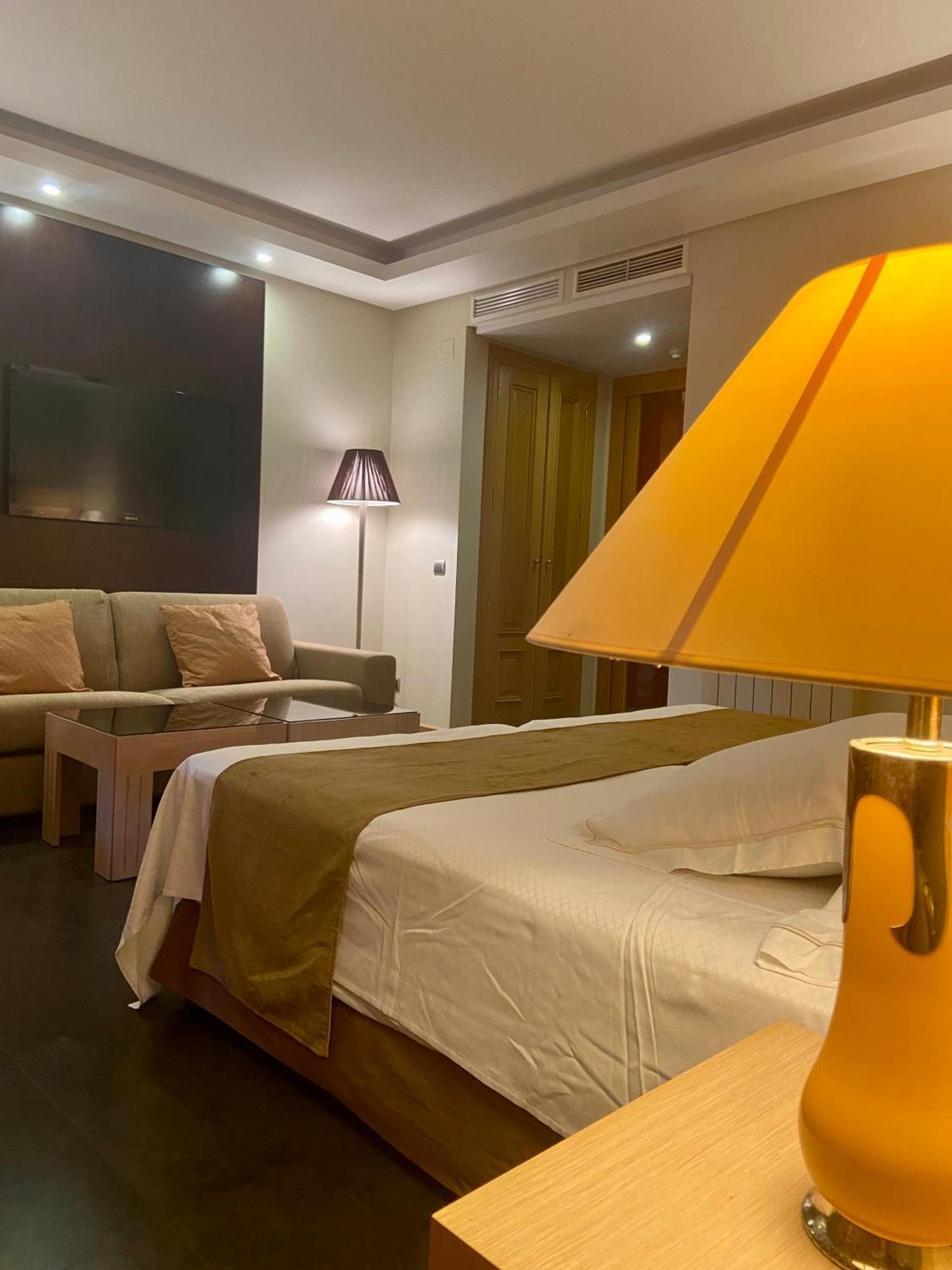 Artplatinum Suites&Apartments Benalmádena Extérieur photo