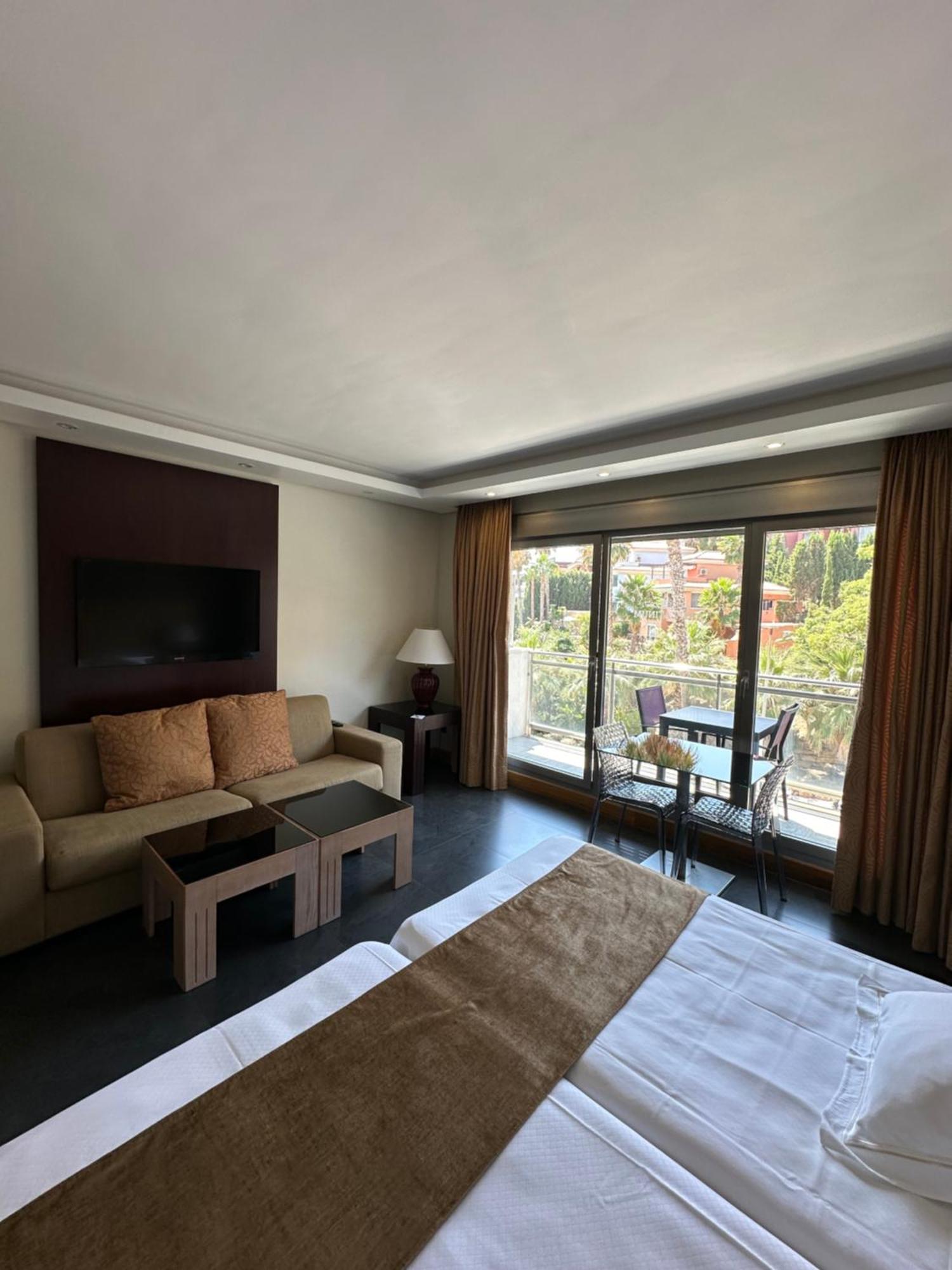 Artplatinum Suites&Apartments Benalmádena Extérieur photo